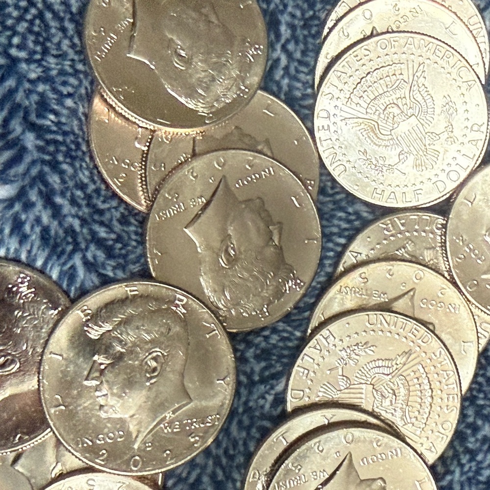 Collection of Kennedy Half Dollars 2025 Brilliant Uncirculated 20 coins - Picture 3 of 6